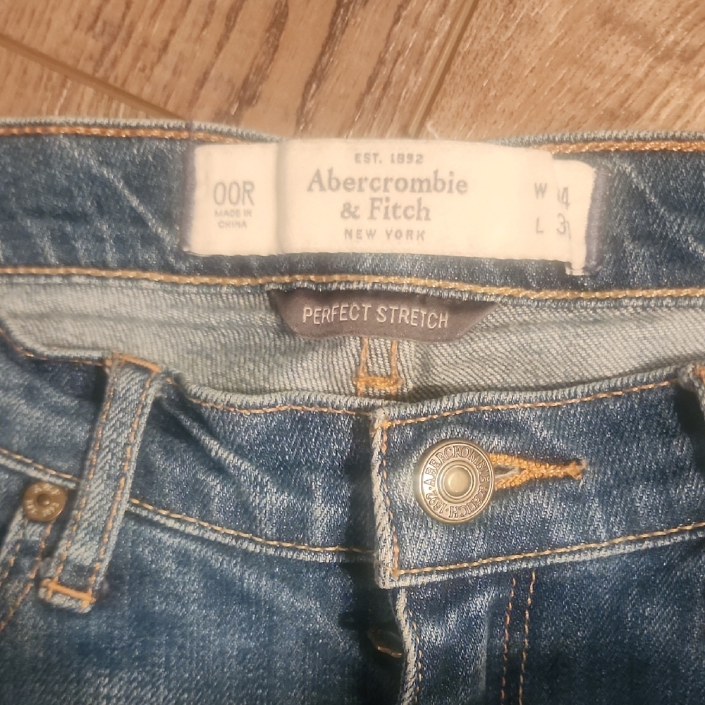 Abercrombie & Fitch Women's Blue Jeans